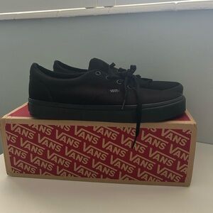 Vans Women’s Black Sneakers